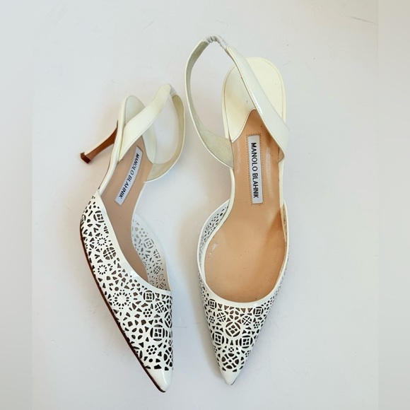 Manolo Blahnik White leather laser Cutout Carolyne slingback kitten pumps EU40.5 - Picture 1 of 7